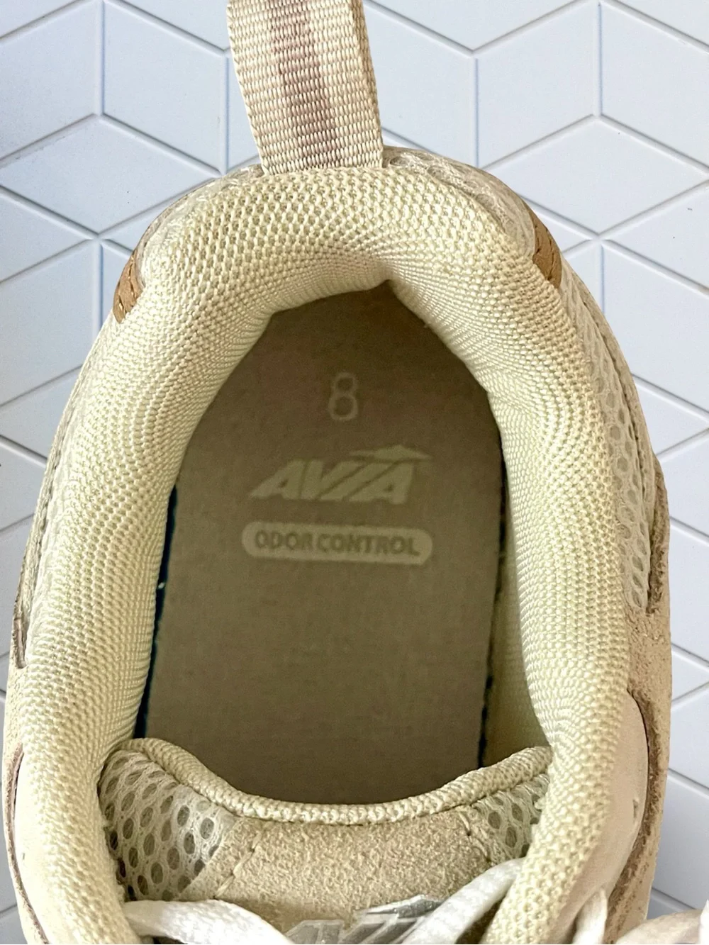 Avia 5000 Performance Suede Sneakers Sz8 Beige Mesh Chunky Dad